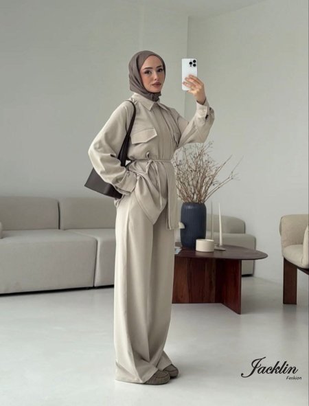 طقم قميص وبنطلون عريض