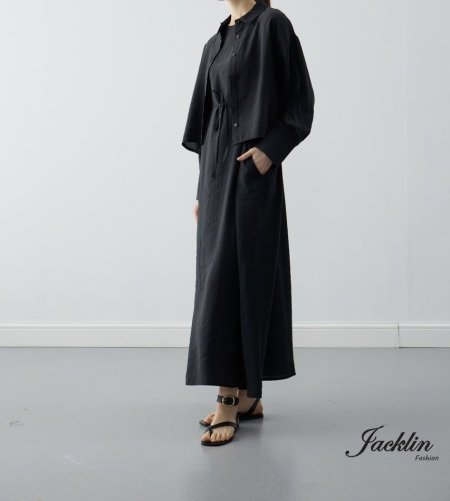 أسود