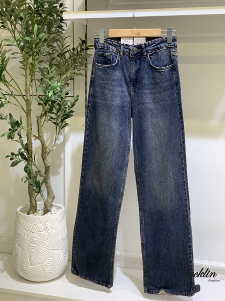 بنطلون جينز طويل